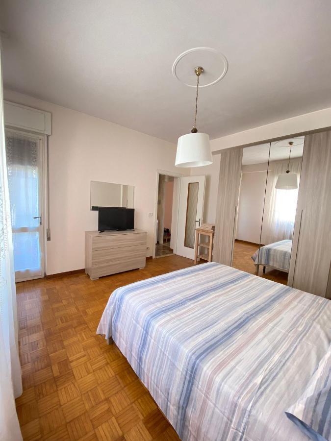 Vesna Apartment Desenzano del Garda Exteriör bild