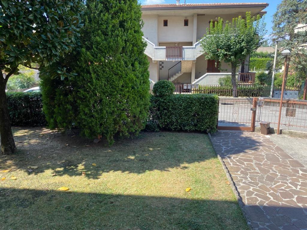 Vesna Apartment Desenzano del Garda Exteriör bild