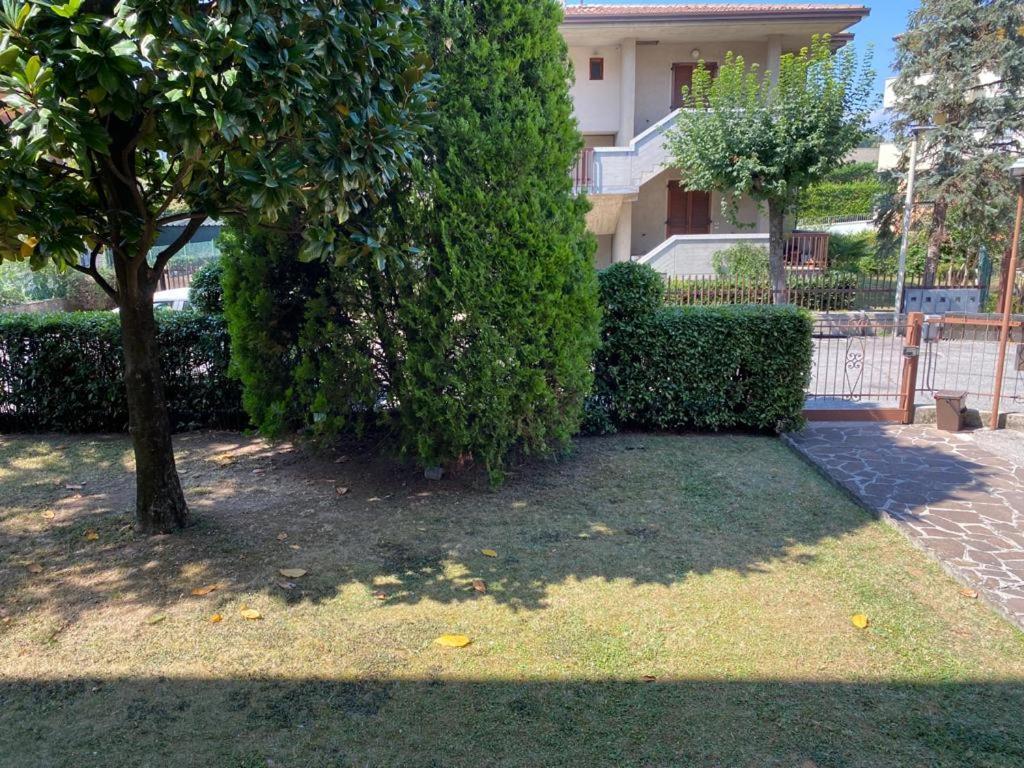 Vesna Apartment Desenzano del Garda Exteriör bild
