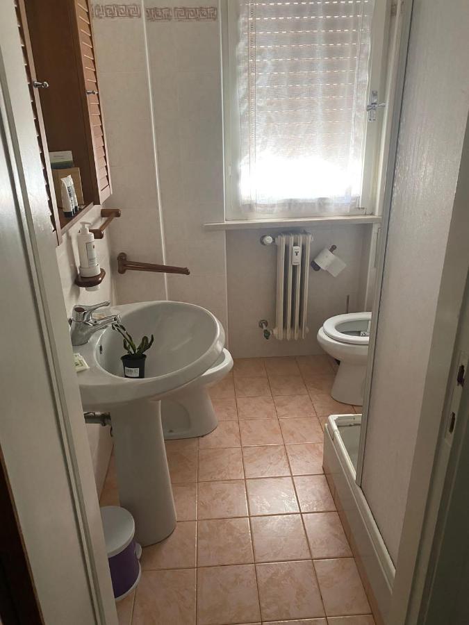 Vesna Apartment Desenzano del Garda Exteriör bild